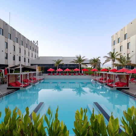 Maani Muscat Hotel & Suites Exterior photo